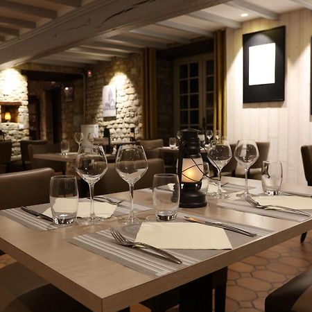 Auberge Le John Steele Sainte-Mere-Eglise Ngoại thất bức ảnh